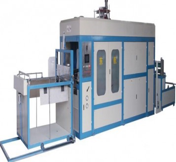 Forming machine lunch box